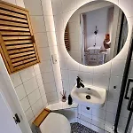 Cozy Barceloneta Flat - Newly Renovated Barcelona