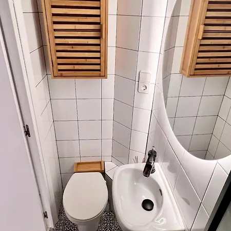 Apartment Cozy Barceloneta Flat - Newly Renovated Barcelona