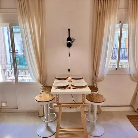 Cozy Barceloneta Flat - Newly Renovated